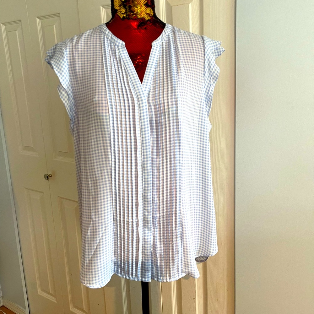 Blue gingham short sleeve button up blouse